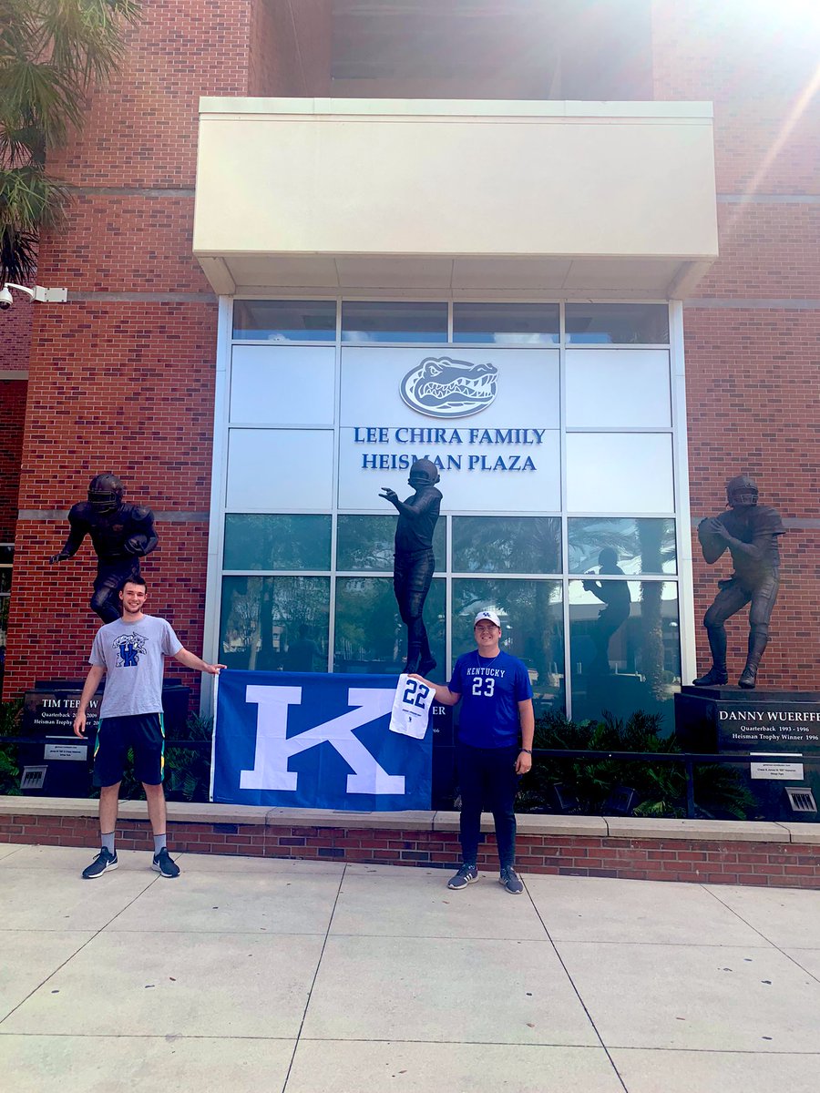 jackkeadle's tweet photo. I think we may have mixed up who the home team was #CayutsBy90 @KySportsRadio @DrewFranklinKSR @ryanlemond https://t.co/vcxiXFD3Mt