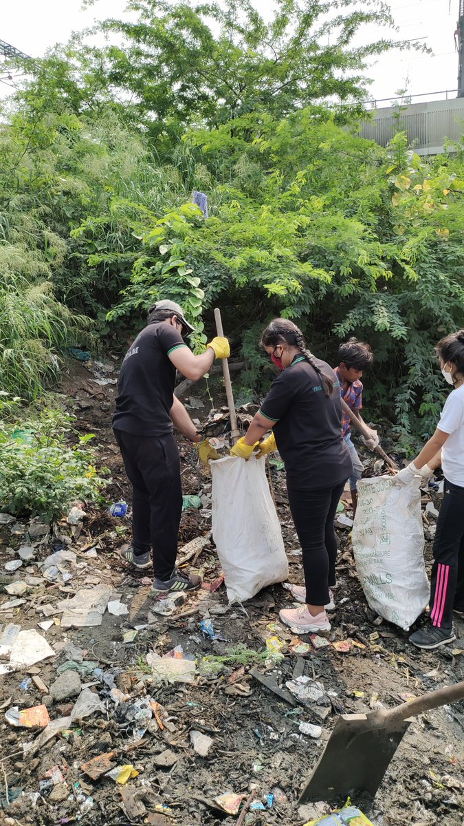 vrikshit's tweet photo. Where there's love there's life- MK Gandhi
Marking words by gandhi ji We expressed love for the environment and conducted a cleanliness drive on occasion of Gandhi Jayanti and Lal Bahadur Shastri jayanti as a step to a better society.

#swachBharatAbhiyan
@PMOIndia @narendramodi https://t.co/0Ihzgx7u0p