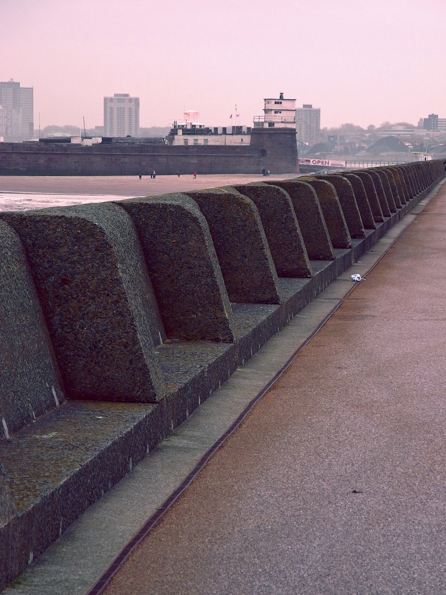 Archillect tweet media