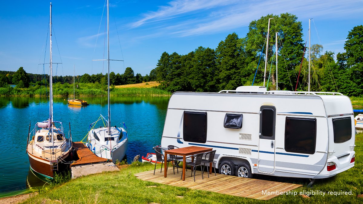 VantageCU's tweet photo. Have you #refinanced your #boat or #RV? Move your loan to Vantage today: https://t.co/oZTygYT0lt #GoBankless https://t.co/45R8uIfiZT