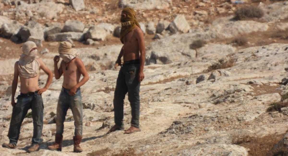 prclondon's tweet photo. The United States and the United Kingdom have condemned an attack carried out by colonial Israeli settlers last Tuesday in which 12 Palestinian civilians were injured, including a 3-year-old boy, in the South Hebron Hills in the occupied West Bank. #FreePalestine  🇵🇸 https://t.co/WBvlYXSgHa