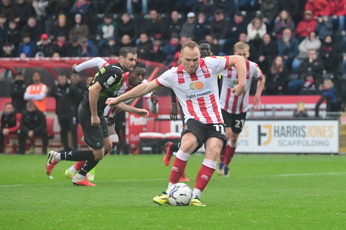 LincolnCity_FC's tweet photo. Ice in his veins 🥶 https://t.co/B7HvOrRGrd