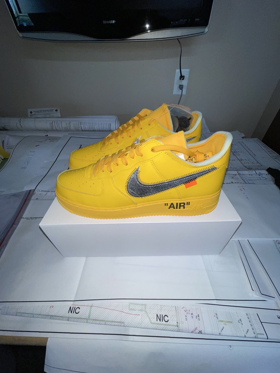 KickzPreme's tweet photo. WTS OFF-WHITE AF1 UNIVERSITY GOLD SIZE 12. $1450 SHIPPED. DM FOR MORE INFO https://t.co/PTOkV4zEqO