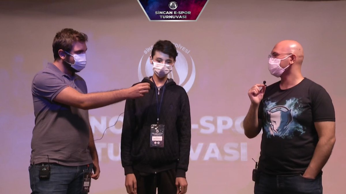 TesfedA's tweet photo. Sincan E-Spor Turnuvası, PUBG Mobile etabıyla birlikte sona erdi. PUBG Mobile Turnuvası’nın kazananı ‘Fire Furkan’ olurken; ‘Marvene’ turnuvayı ikinci, ‘ArtunPAŞAM’ da üçüncü sırada bitirdi. Dereceye giren sporcuları tebrik ediyor, tüm katılımcılara teşekkür ediyoruz. https://t.co/4lqdT9JMZZ