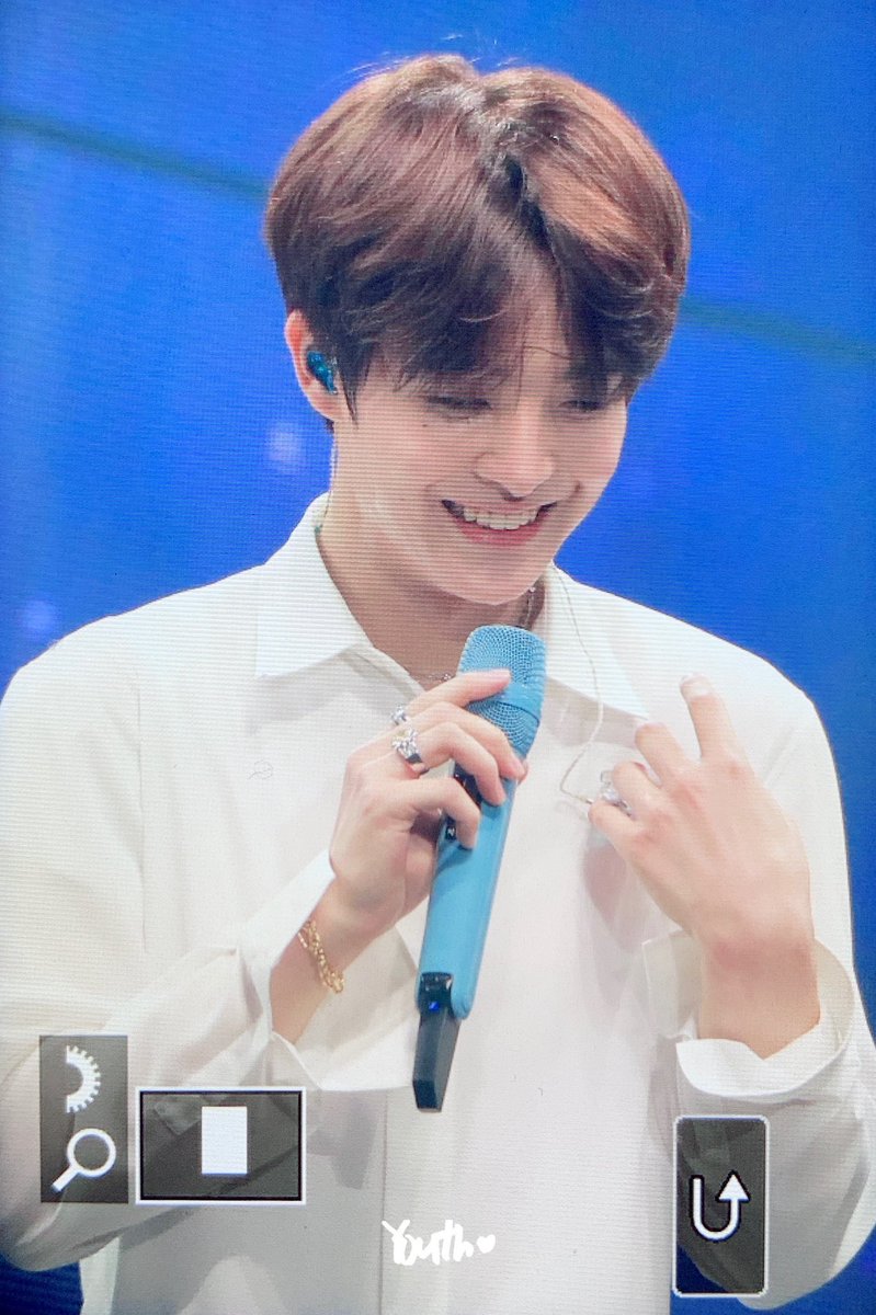 chslvr's tweet photo. my whole heart https://t.co/LWKakhZaxw