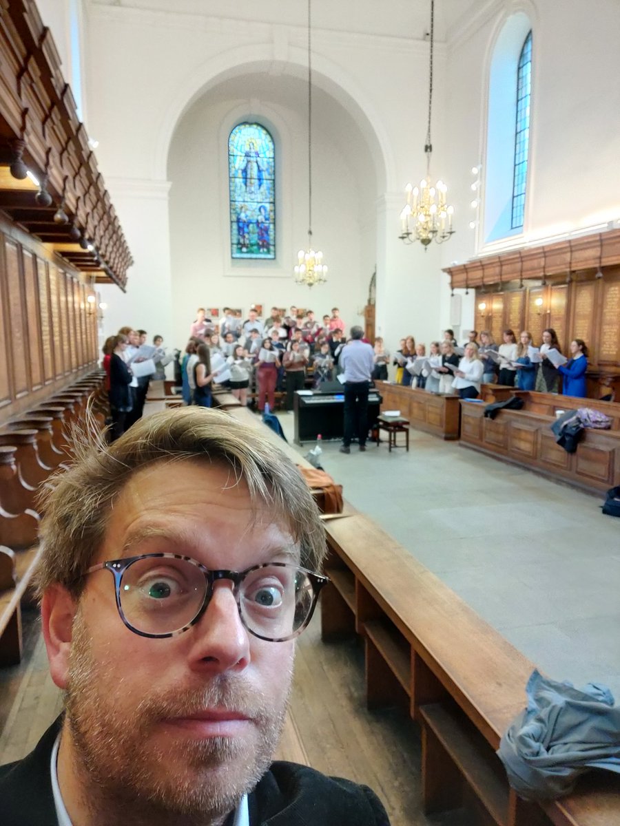 SomervilleChoir's tweet photo. A wet day, but glorious to have the current choir be joined by a lot of alumni to celebrate the 20th anniversary of the college choir in its current form. 

@SomervilleOx https://t.co/JQDdeqik60