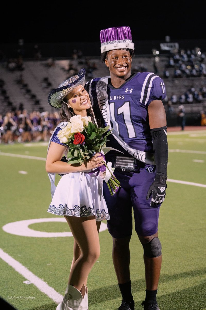 RoyaltyCrhs's tweet photo. What an amazing Homecoming for Cedar Ridge! @CRHS_Nobility got to join us in watching @RRCRFootball defeat the Tigers 34-0! Royalty had their last Streamer Jazz performance and we got to watch our Colonel, Taylor Snoga be crowned HoCo Queen! ✨🏈 #happyhoco #fbszn #royalty2122 https://t.co/gz0bRI5IgE