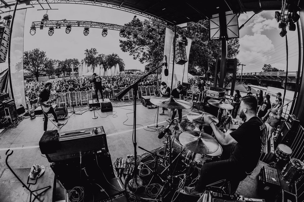 camsmithphotos's tweet photo. Meadows at Furnace Fest. Literally the only set I shot throughout the weekend, but it’s nice to remember I can still take photos. Gotta support the local day ones. https://t.co/8ZX1I8VHgR