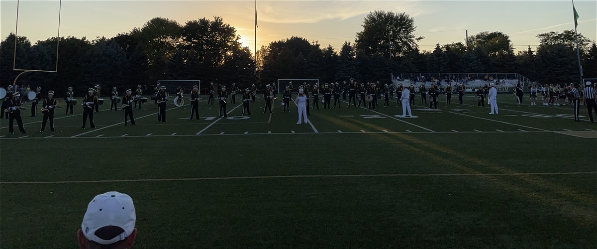 NDPBands's tweet photo. 10.01.2021 Notre Dame Prep vs Erie Mason #goirish☘️ #gogreen #greasedlightning #ndpmarchingband2021 #fightingirish @NDPMA https://t.co/1Ytg1c2BDT