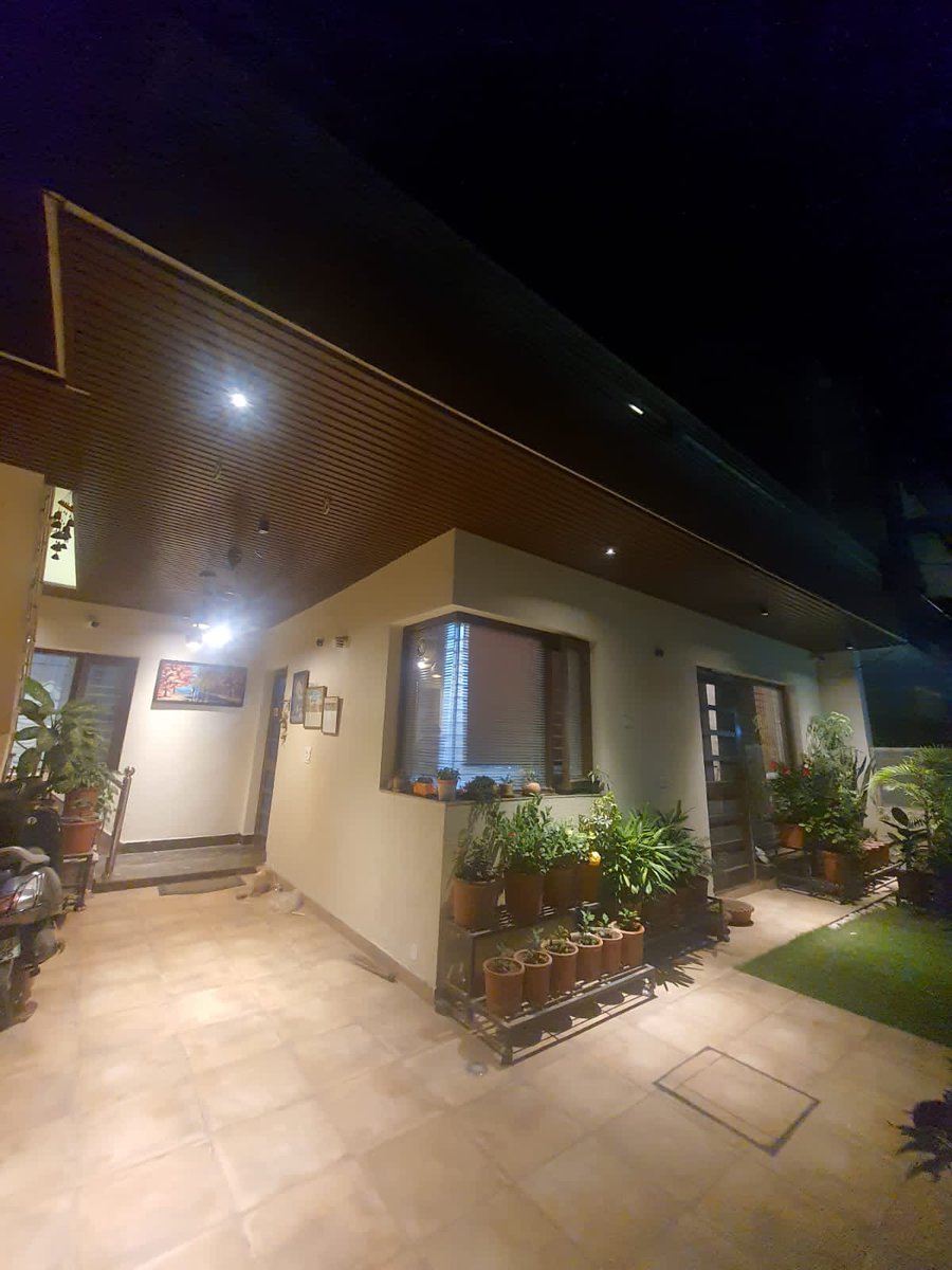 uvikas111's tweet image. House to Home 
#Homeadore
#designdigest 
#fashionframe 
#facade 
#houzz
#architizer
#BuildTheWall 
#Building 
#homedesign