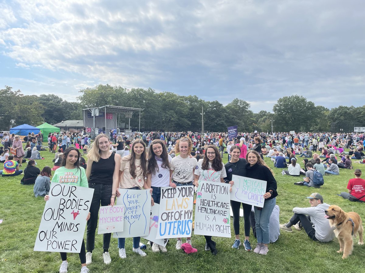 MSFC_Tufts's tweet photo. On weekends we #RallyForAbortionJustice ⁦@MSFC⁩ ⁦@TuftsMedSchool⁩ https://t.co/od4XoONM9x