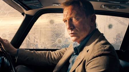 suryakant88's tweet photo. #NoTimeToDieREVIEW:
#NoTimeToDie is the emotional drama that is high on action. Proper farewell to #DanielCraig and his iconic #JamesBond character
https://t.co/6uUJ8Zd2Xe https://t.co/YhMADfDetN