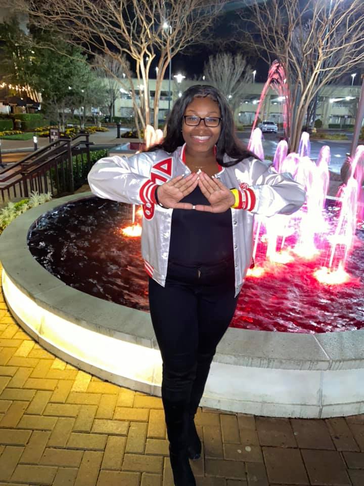 dstcltalumnae's tweet photo. October is Collegiate Connection Month! Kudos to the bright college students leading our local college chapters as chapter presidents: Zariah Taylor/Gamma Lambda, Dawn Peaks/Iota Rho, Jay'La Evans/Upsilon Mu #CACCares #CollegiateConnectionMonth #SensationalSAR #DST1913 https://t.co/h01XZWZUk7
