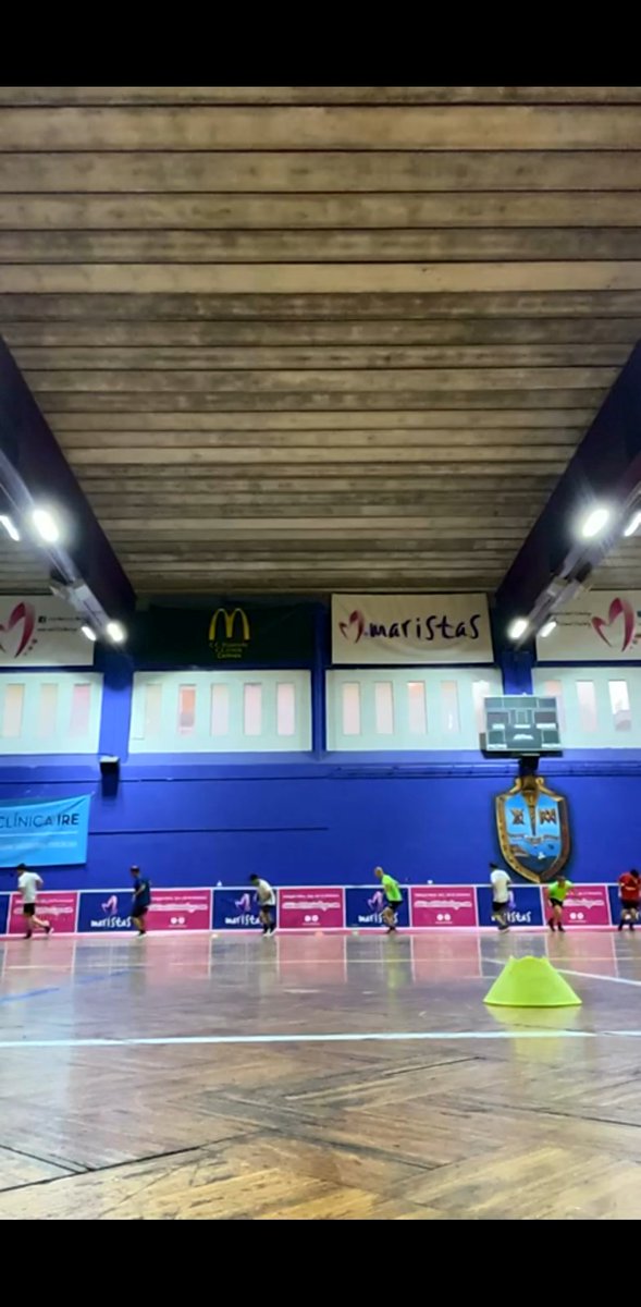Pruebas físicas de la plantilla territorial.
Agradecer a <a href="/cdMaristasMlg/">Club Maristas Málaga</a> por facilitarnos las instalaciones.
#equipo #balonmano #arbitros