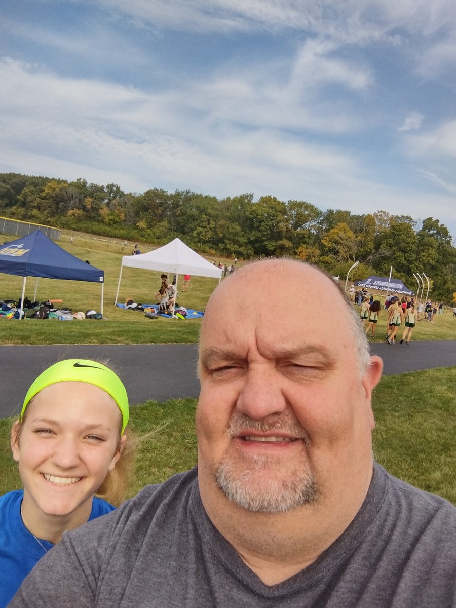 kurtsteffen30's tweet photo. On this beautiful fall Saturday the tour traveled to Lake Country Lutheran to watch former Eagle now current WLHS Viking freshman Jenna run cross country! The running and weather were both very enjoyable!
#neonheadbandeasytosee #jacktoberfest #toonicetobeinside https://t.co/ZzzG0rflBl