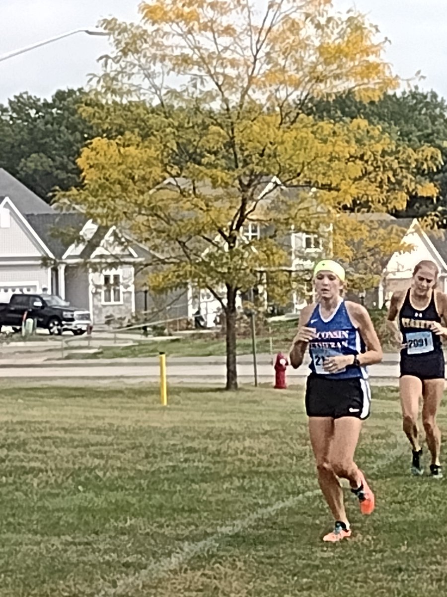 kurtsteffen30's tweet photo. On this beautiful fall Saturday the tour traveled to Lake Country Lutheran to watch former Eagle now current WLHS Viking freshman Jenna run cross country! The running and weather were both very enjoyable!
#neonheadbandeasytosee #jacktoberfest #toonicetobeinside https://t.co/ZzzG0rflBl