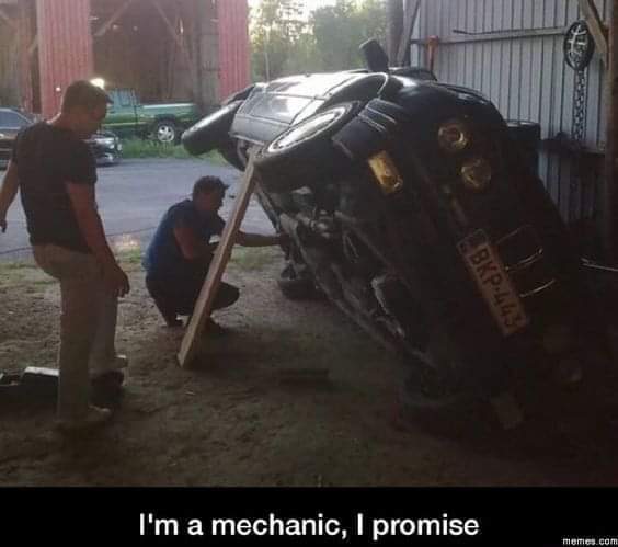 ESacerdos's tweet photo. What no safety glasses? #Mechanic 😂😂 https://t.co/QJY5fRb49x