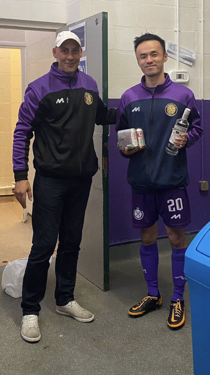 Pboro_City_FC's tweet photo. Player of the month award for September goes to @gavinwong0 

The City defender started the month on fire 🔥 and ended the month on fire 🔥 

Fully deserved prize being presented by Club Chairman @Cavey_75 

Well done Gav 👍🏼
#UpTheCity  @BelfastCityAuct @PDFLUK @NonLeague16 https://t.co/POzJ89icyG