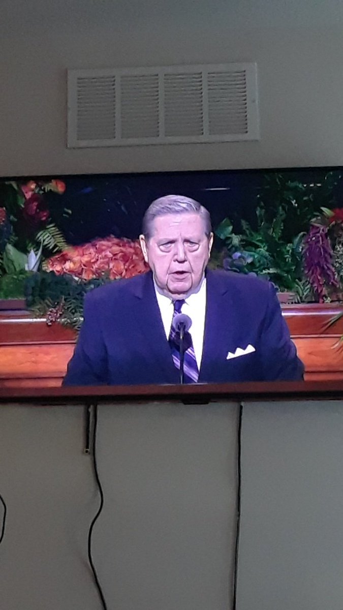 BrandonAHinds's tweet photo. The Lord doesn't want our possesions or our wealth,  he wants us, and he wants us to be All In. We need to be willing to sacrifice all for the Gospel. #LDSConf https://t.co/UftpaRy2u8