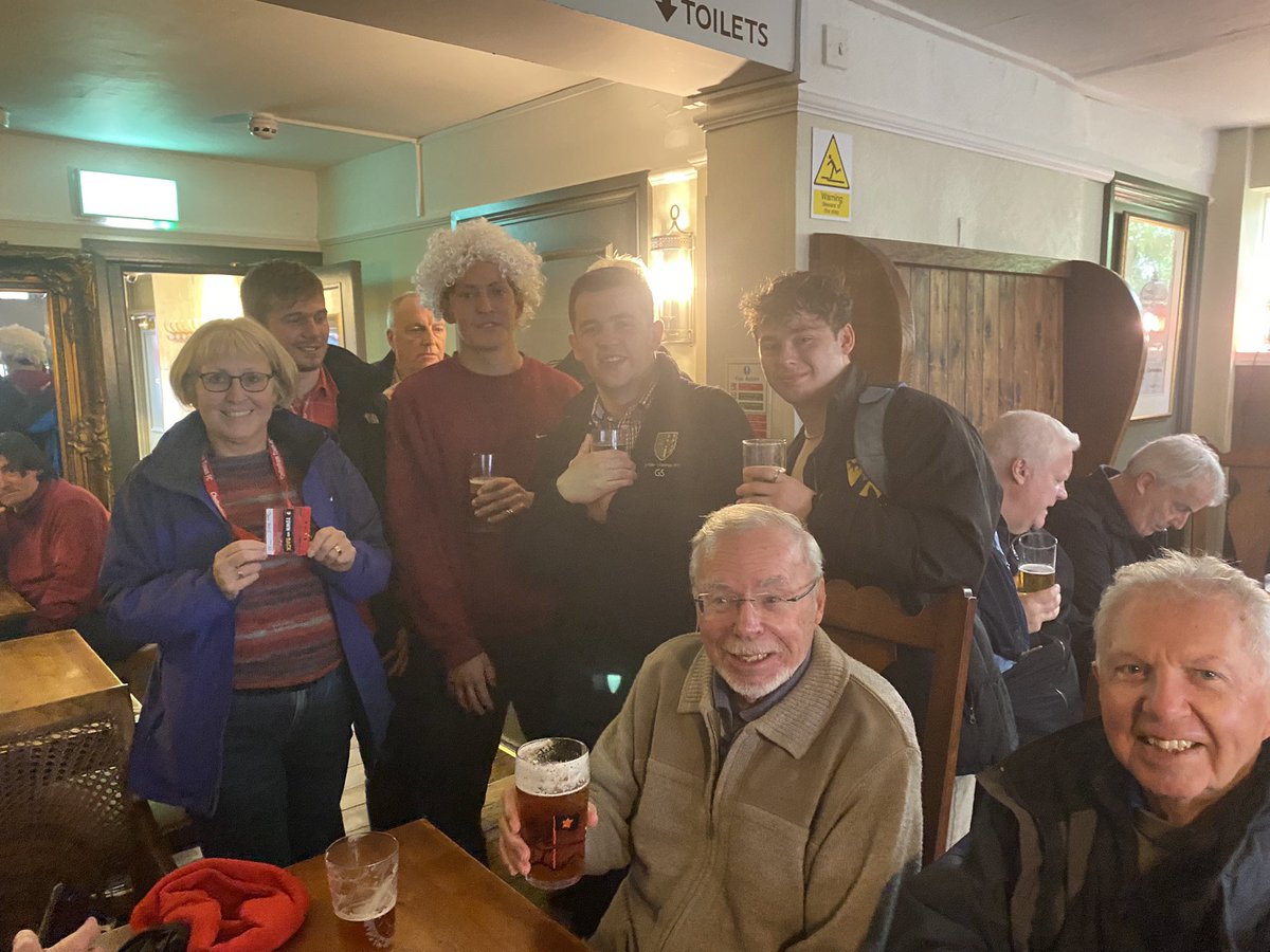 _reeders's tweet photo. Cheltenham fc shirt? Even better, a Cheltenham fc lanyard @OURLFC #cheltopoly #cheltopoleague https://t.co/QWJkVAvPIW