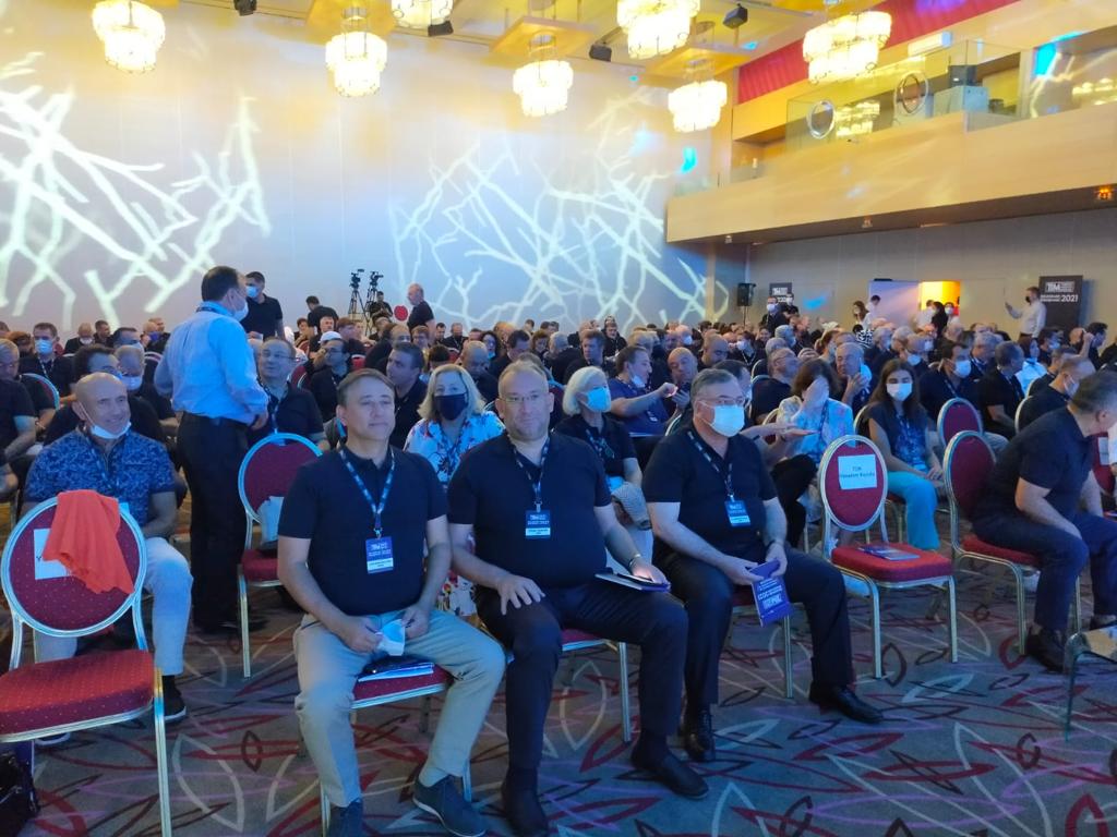 Pandemi sonrası TİM Delegeler Buluşması Antalya'da başladı. 
Etkinlik kapsamında ekonomi, uluslararası ilişkiler, teknoloji, sağlığa ilişkin güncel gelişmeler ele alınıyor.
Birlik Başkanımız <a href="/ethemtanriver/">Ethem Tanrıver</a> YK Üyelerimiz ve Tim Delegelerimizle programda biraraya geldi
<a href="/turkihracat/">TİM</a>