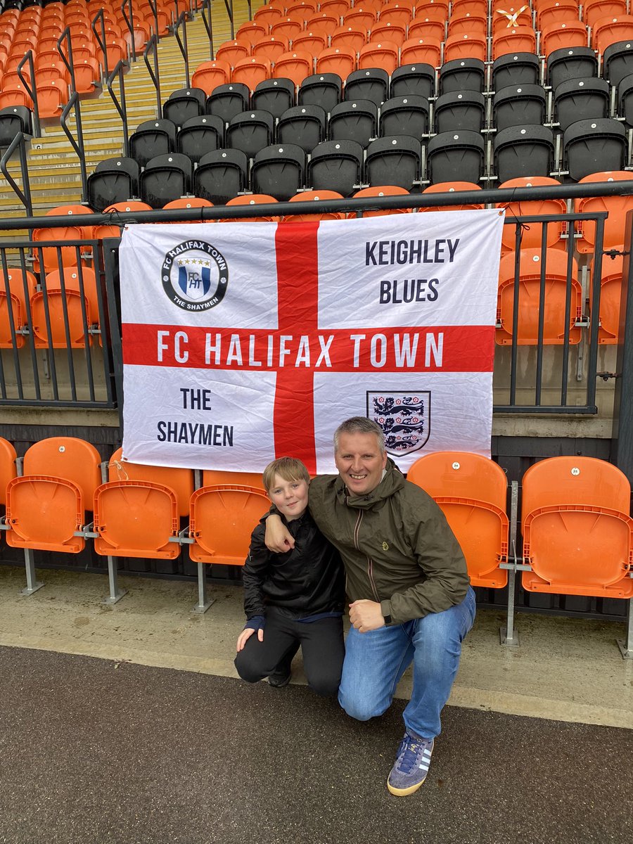 AnthonyCope4's tweet photo. Great away day , up the mighty mighty shaymen #petewild https://t.co/lsEm2PNQbL