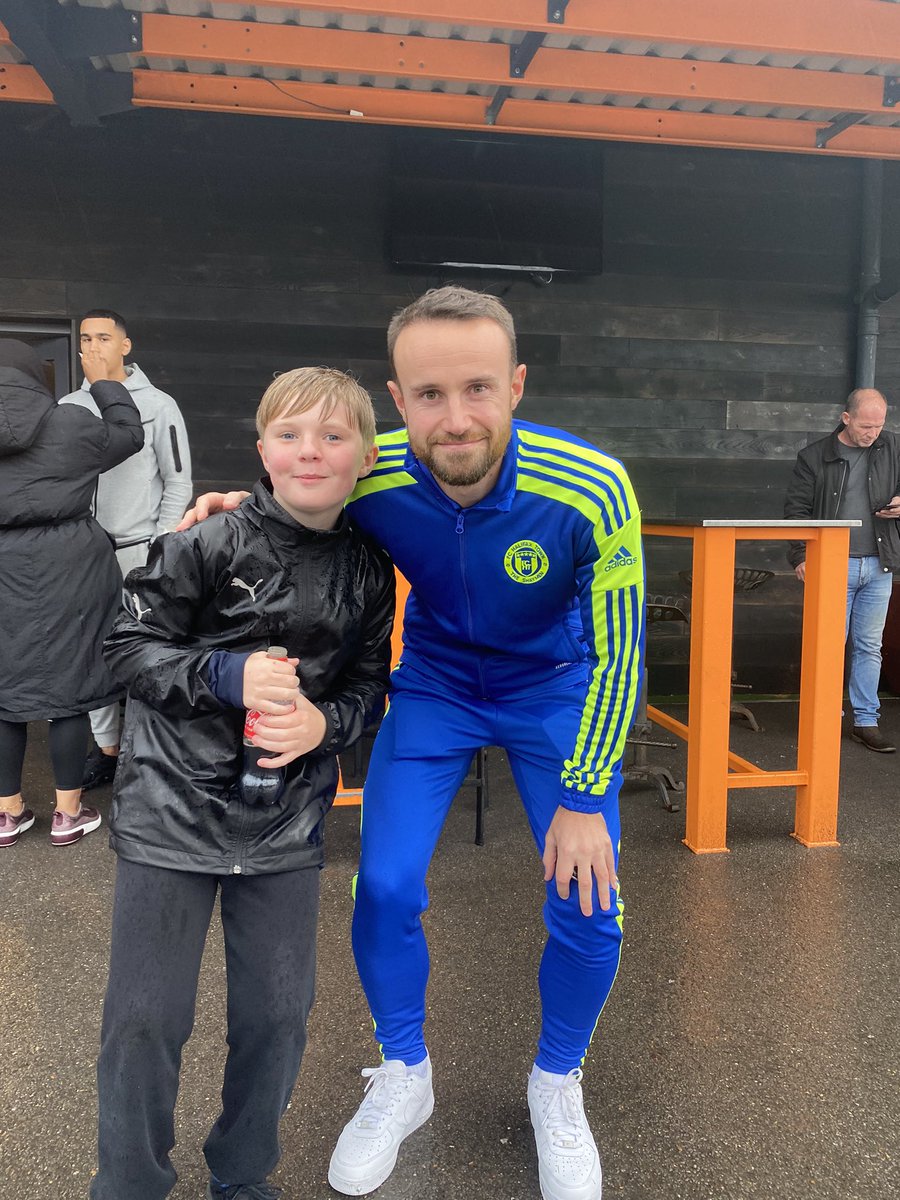 AnthonyCope4's tweet photo. Great away day , up the mighty mighty shaymen #petewild https://t.co/lsEm2PNQbL