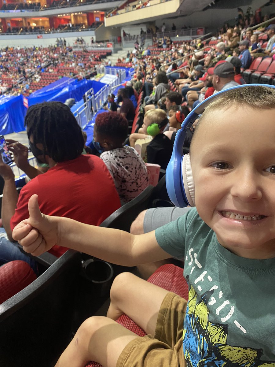chapa_amber's tweet photo. Grayson’s 5th birthday!! #hotwheelsmonstertruckslive https://t.co/opphf4q6QQ