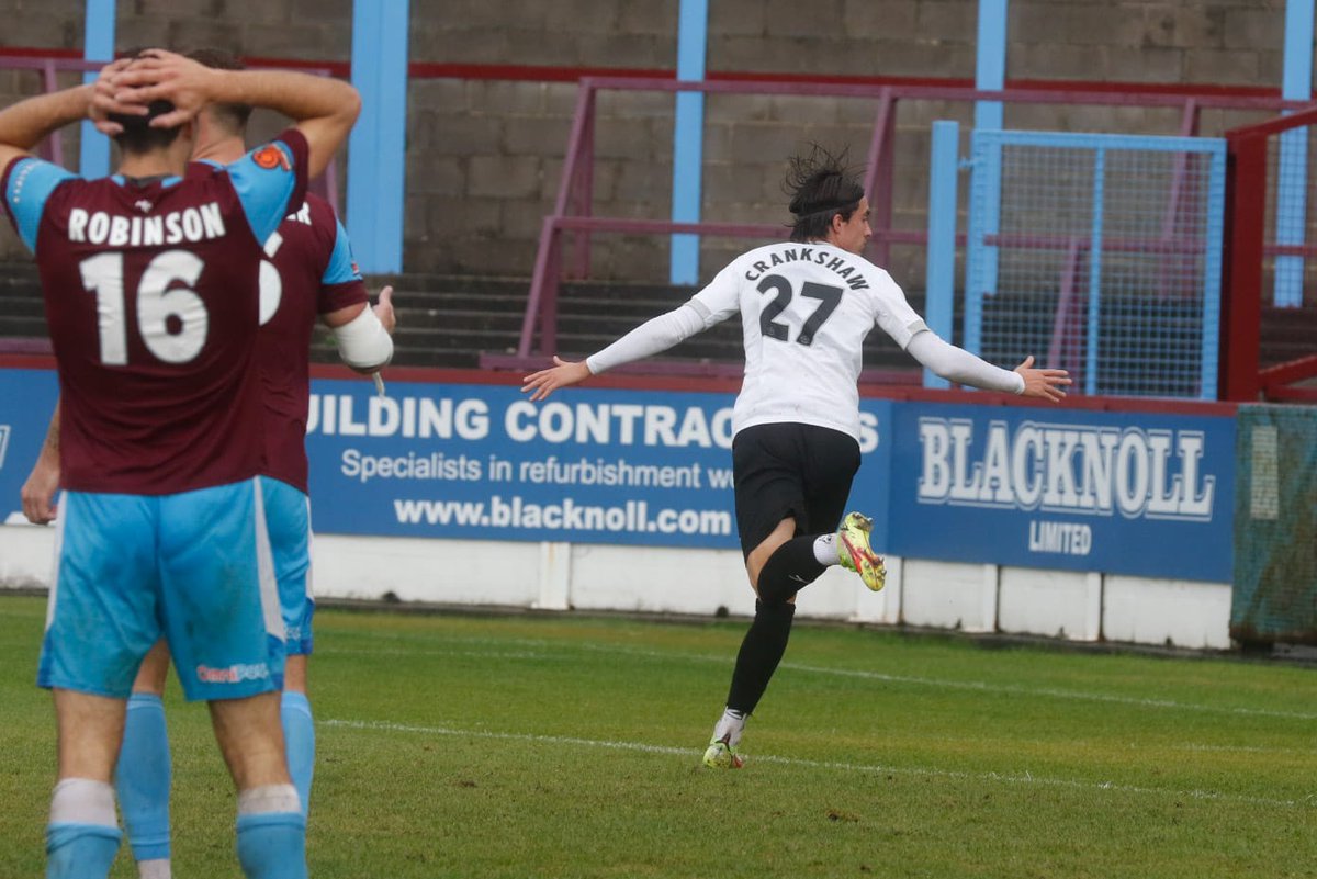 StockportCounty's tweet photo. Two big debut performances this afternoon! 🙌 

Congratulations, @EthanPye2 and @ollycranky1! 👏

#StockportCounty https://t.co/4XAu2ERcCm