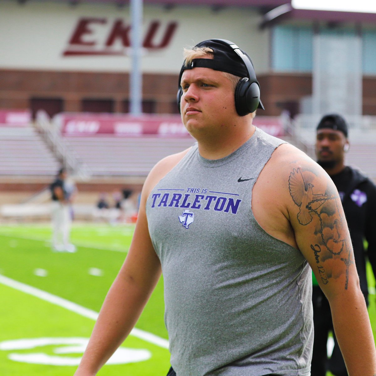 TarletonFB's tweet photo. On enemy territory…love it 🤭 https://t.co/6QI2vZYUUb