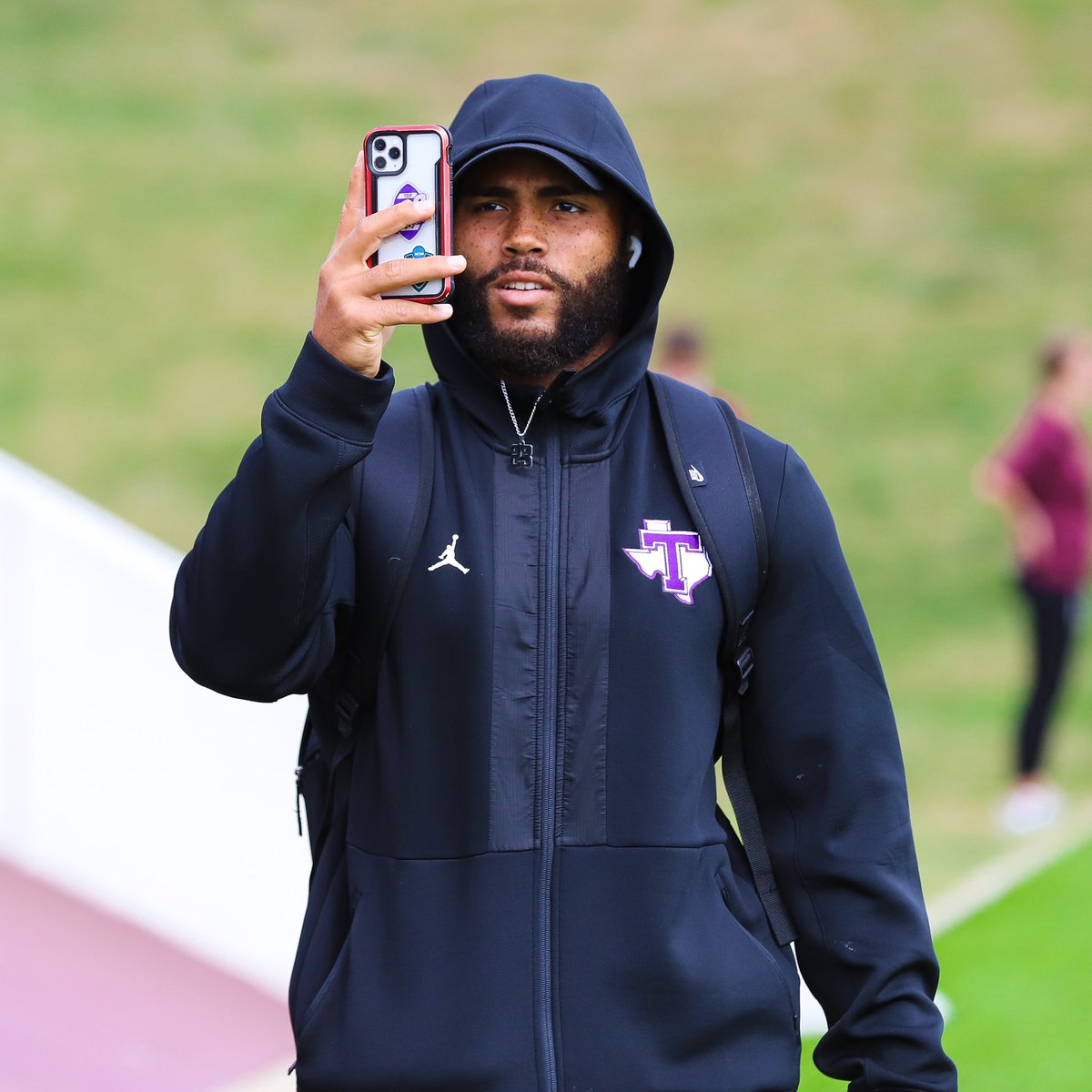 TarletonFB's tweet photo. On enemy territory…love it 🤭 https://t.co/6QI2vZYUUb