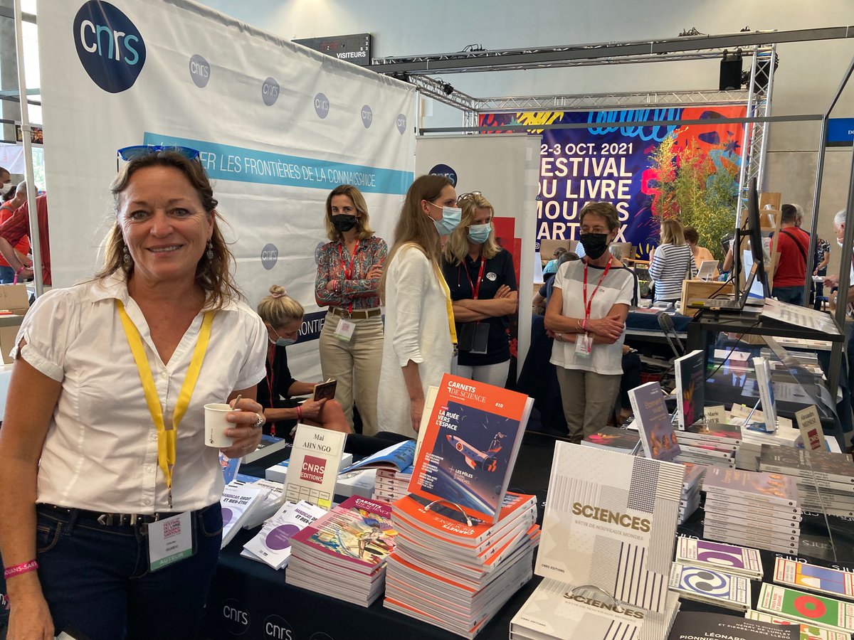 ChocTeamLov's tweet photo. This is happening this week-end at Mouans-Sartoux, close to Grasse! At the Salon du Livre, Cécile Guieu is presenting her expedition to TONGA and the related fantastic documentary film. Still time to visit tomorrow and watch the movie at 4pm @ChocTeamLov @LovLabo @CNRS_DR20 https://t.co/6ByFmpOQM3