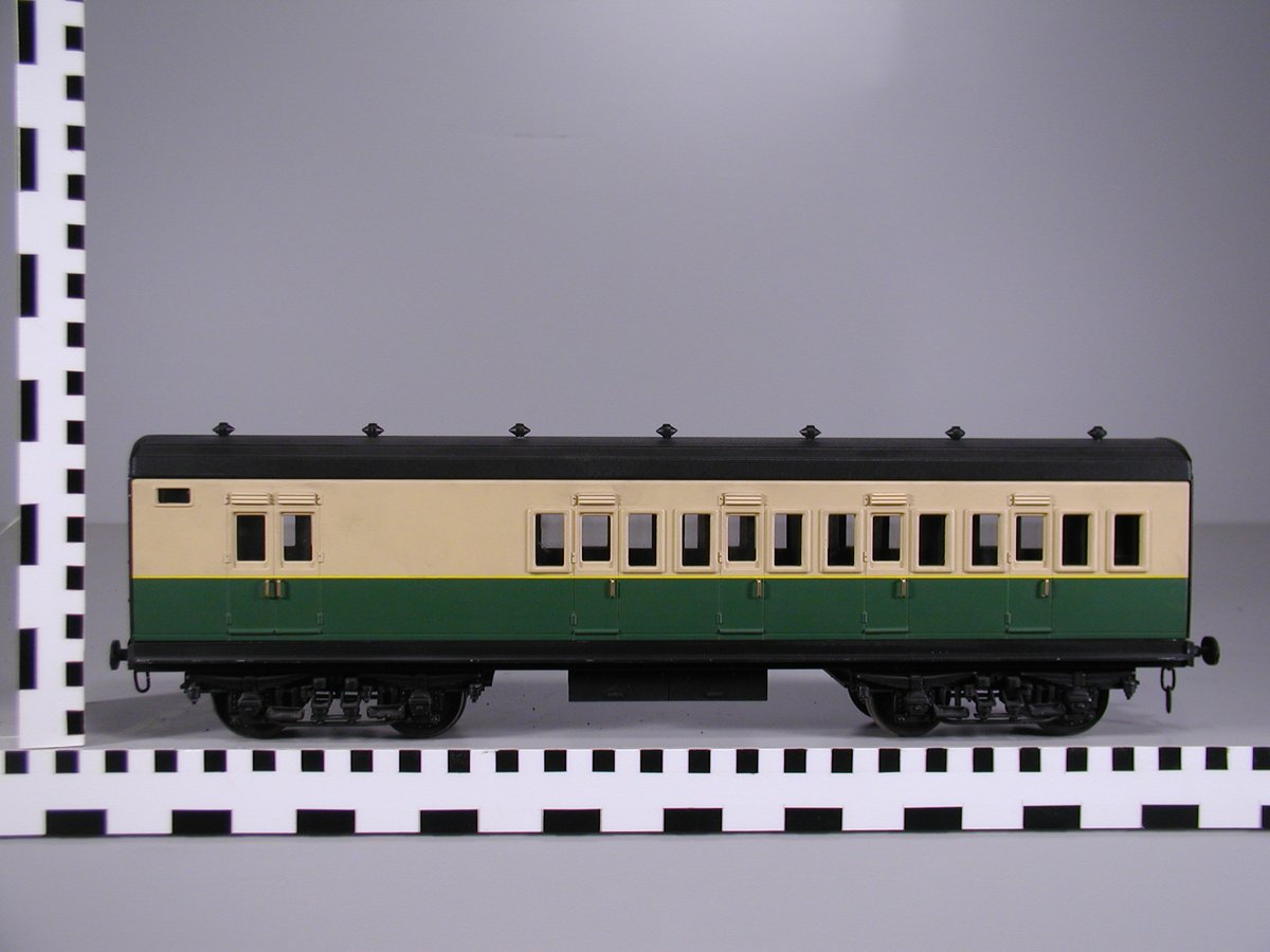 These are Gordon's Express coach model orthos.