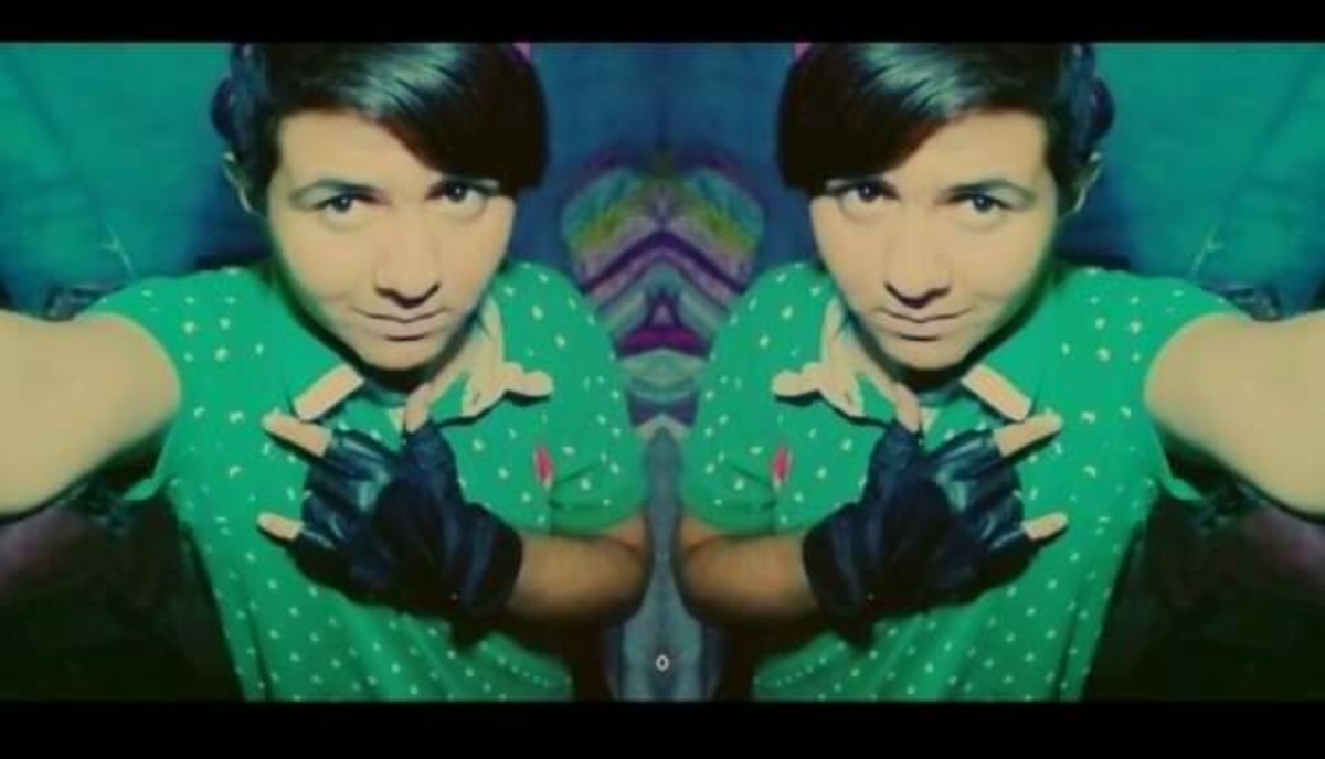 EmoExOficial1's tweet photo. ❤(°w°) Kawaiii (^w^)❤ (  @EmoExOficial1 )
 
#foto #fotos #selfie  #selfie #emoex #emo_ex #emo #ex  #emos #otaku #otakus #gamer #youtuber #gemers  #エモ #前者 #Zensha #ゲーマー #lindo #kawaii  #kawaii❤  #hikikomori #hikiko_mori #写真 #Shashin #可愛い #エモ #オタク #ゲーマー https://t.co/HPwtVL8wDQ