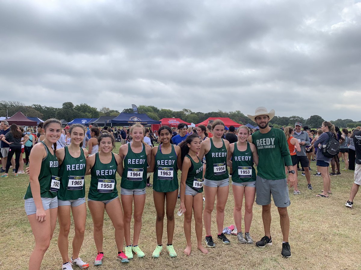 8 girls toed the line, 8 girls with PR’s! Huge step in the right direction! #TimetoHunt #RhsRoar