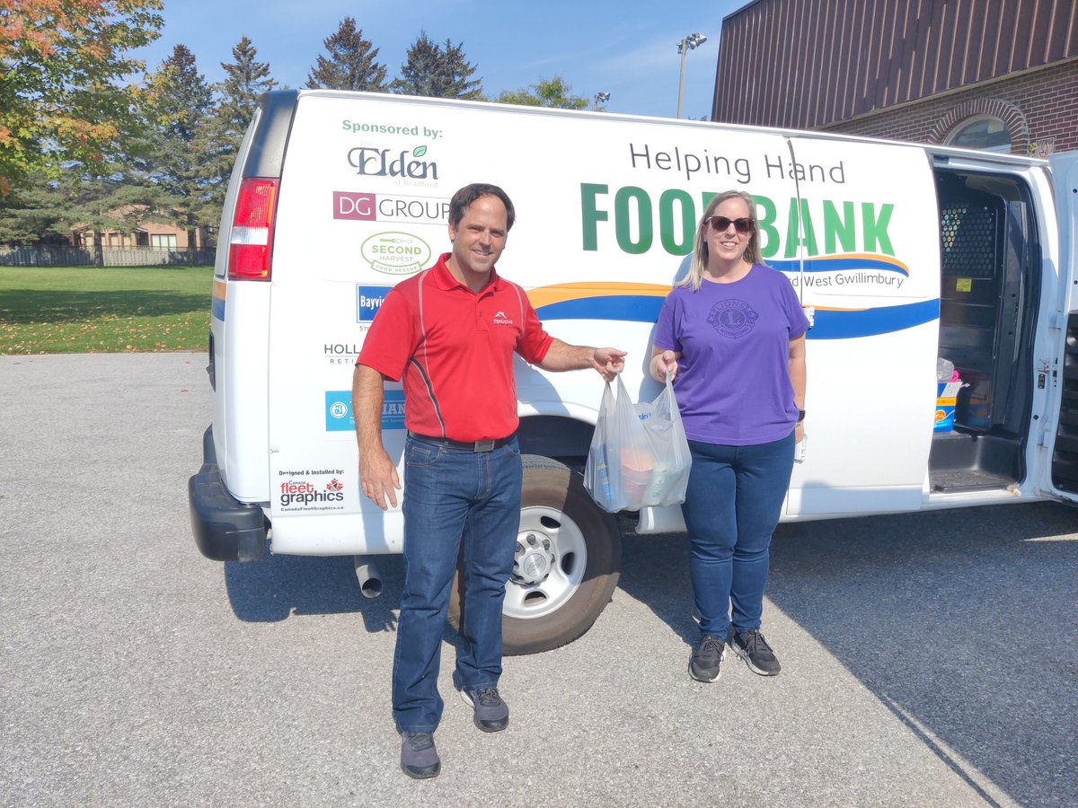CouncillorPeter's tweet photo. Make sure to come out to the Bradford Lions Park where the Bradford Lions are collecting non perishable foods and personal hygiene products for the Bradford Helping Hand Food Bank ! 
Raid your cupboards and make sure to come out! 
Every item helps! https://t.co/oKHwL9rxs9