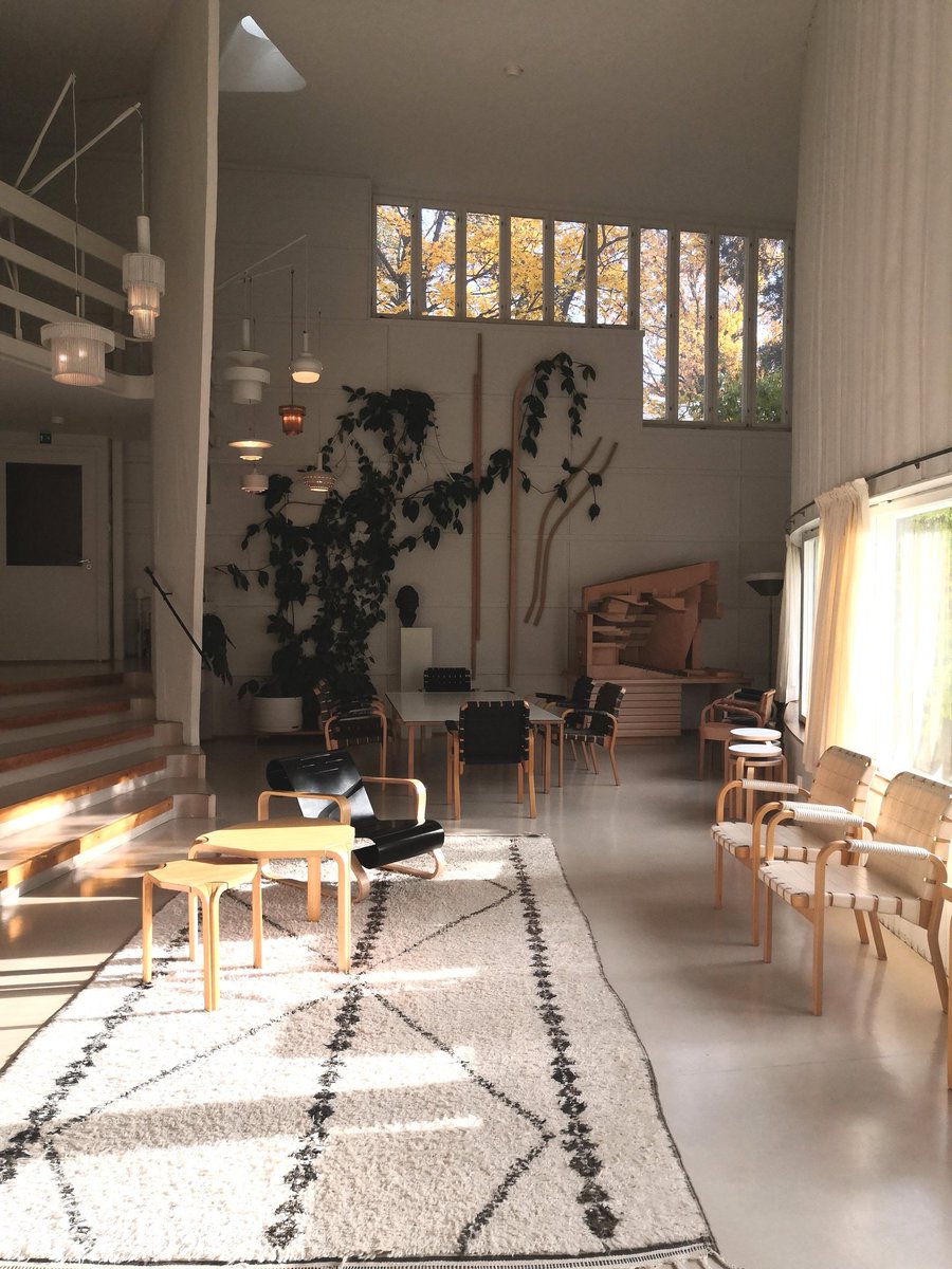 SirpaSisko's tweet image. Kävimme tänään tutustumassa myös Alvar Aallon ateljeehen. #alvaraalto #ateljee #studio #munkkiniemi