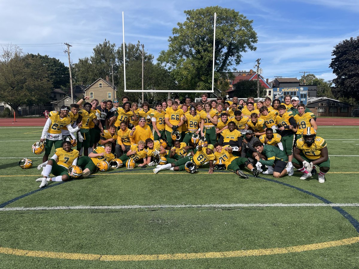 St. Ed’s Jv Over St. Ignatius 27-14. Great start to the day. Go eagles. #edsup