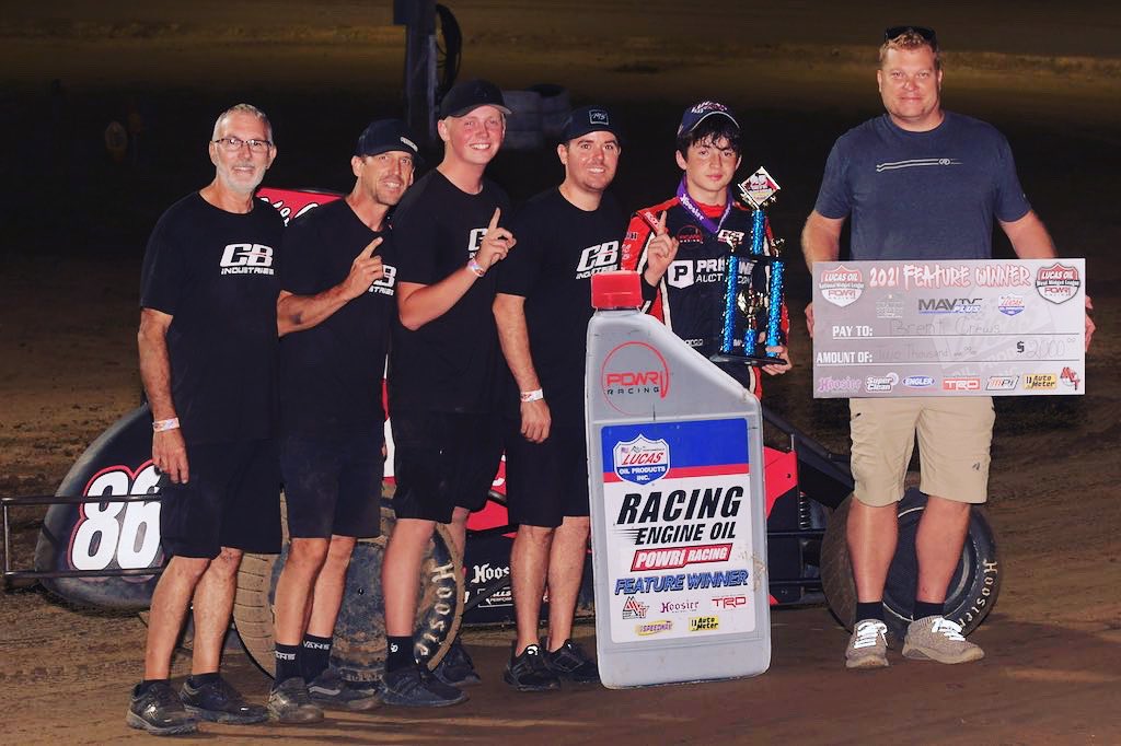 ChadBoat's tweet photo. Win ✋🏻for @brentcrews ! Thank you @PristineAuction , #kcdrywall, @ToyotaRacing and @KHIManagement ! https://t.co/3SJ6jYcSs5