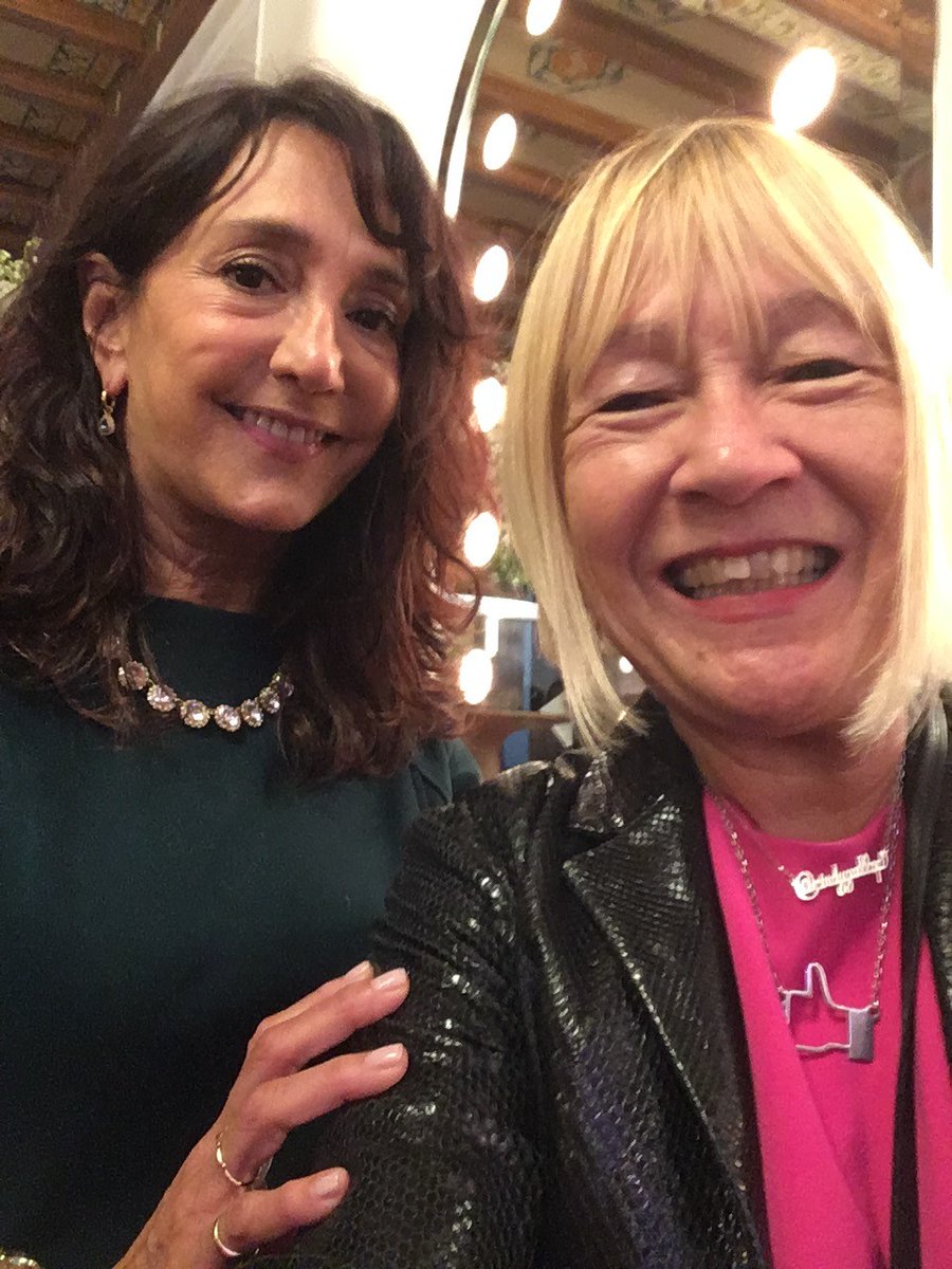 cindygallop's tweet photo. Regretting I didn't get more pics of the amazing women at the @ColorCommntwk lunch and their amazing outfits - including @MindaHarts @d_lux_brand @shona_pinnock - and, you'll be pleased to know @annshoket, @thelist members @DaisyAD and @Kathypschneider 🙂 #ColorComm #ColorComm10 https://t.co/EuJ0p2HOtl