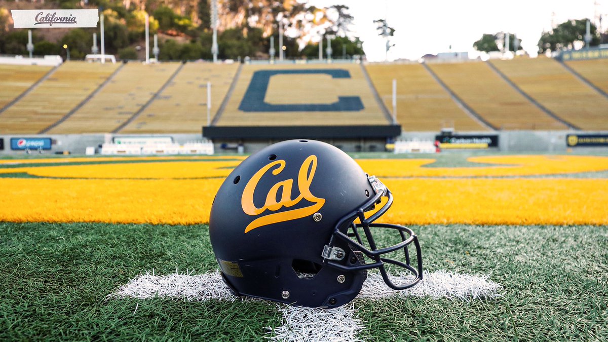 CalFootball's tweet photo. Calm before the storm. #GoBears https://t.co/YEpgFOxbFM