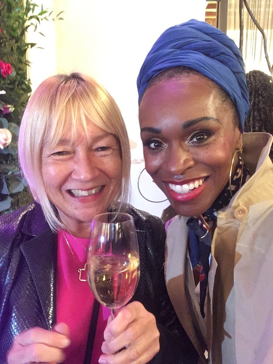 cindygallop's tweet photo. Regretting I didn't get more pics of the amazing women at the @ColorCommntwk lunch and their amazing outfits - including @MindaHarts @d_lux_brand @shona_pinnock - and, you'll be pleased to know @annshoket, @thelist members @DaisyAD and @Kathypschneider 🙂 #ColorComm #ColorComm10 https://t.co/EuJ0p2HOtl