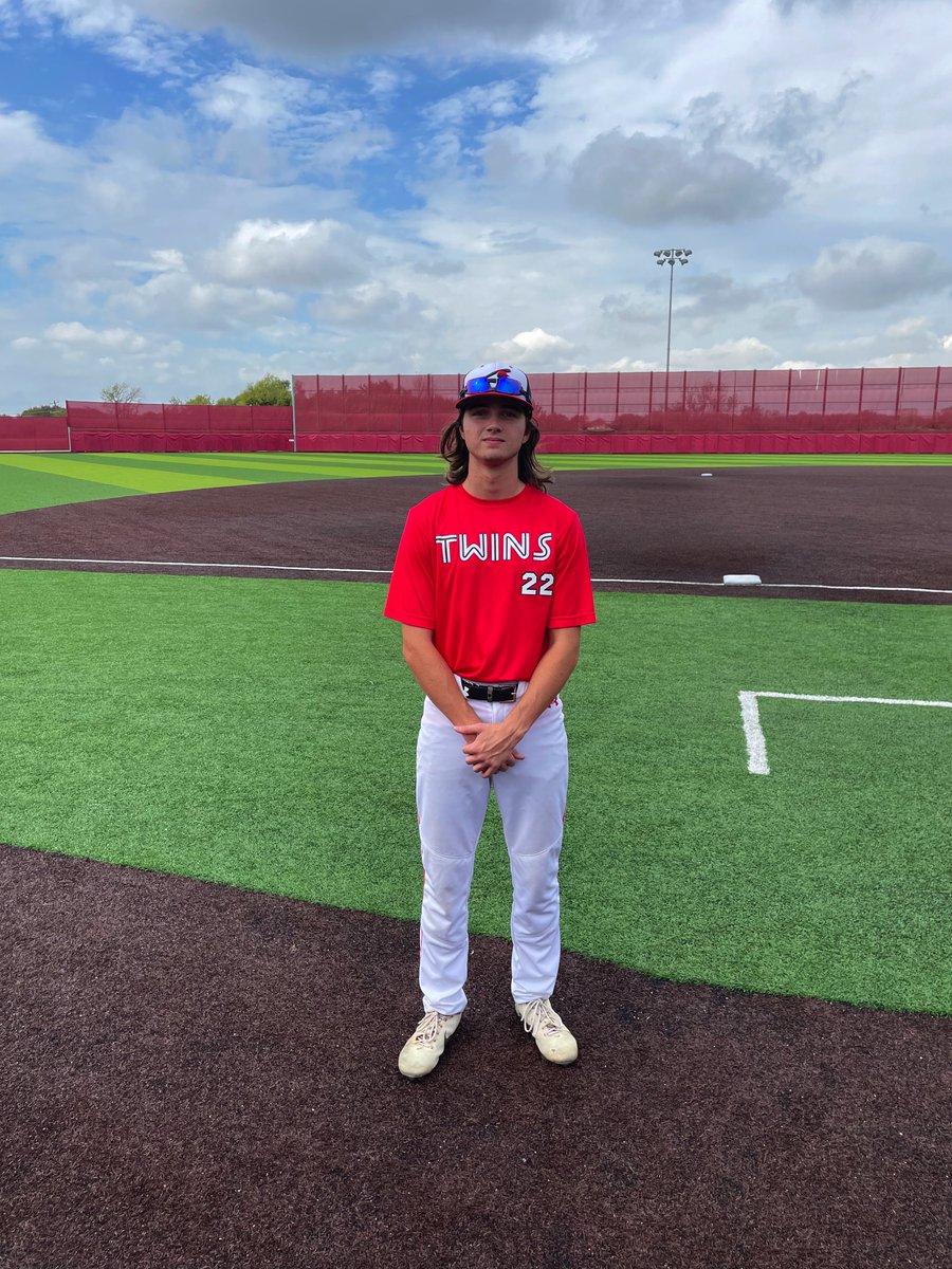 FiveToolTexas's tweet photo. F: @DFWTwins 17U Black 12, Dallas Tigers 2023 Reynolds 6
PoG: @cadeburk 2-3, 2B, BB, 2 RBI https://t.co/2BPwZUotUI