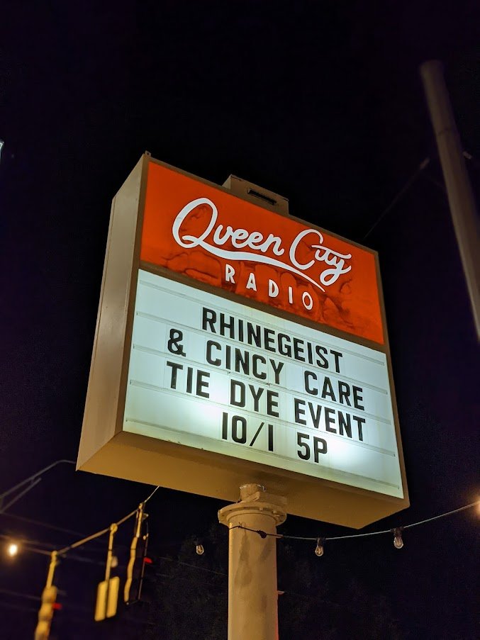 CincyAnimalCARE's tweet photo. We had so much fun last night! Thank you @rhinegeist and @qcrbar for hosting us and helping us raise more than $1500 for the shelter! https://t.co/nYERTiGsmQ