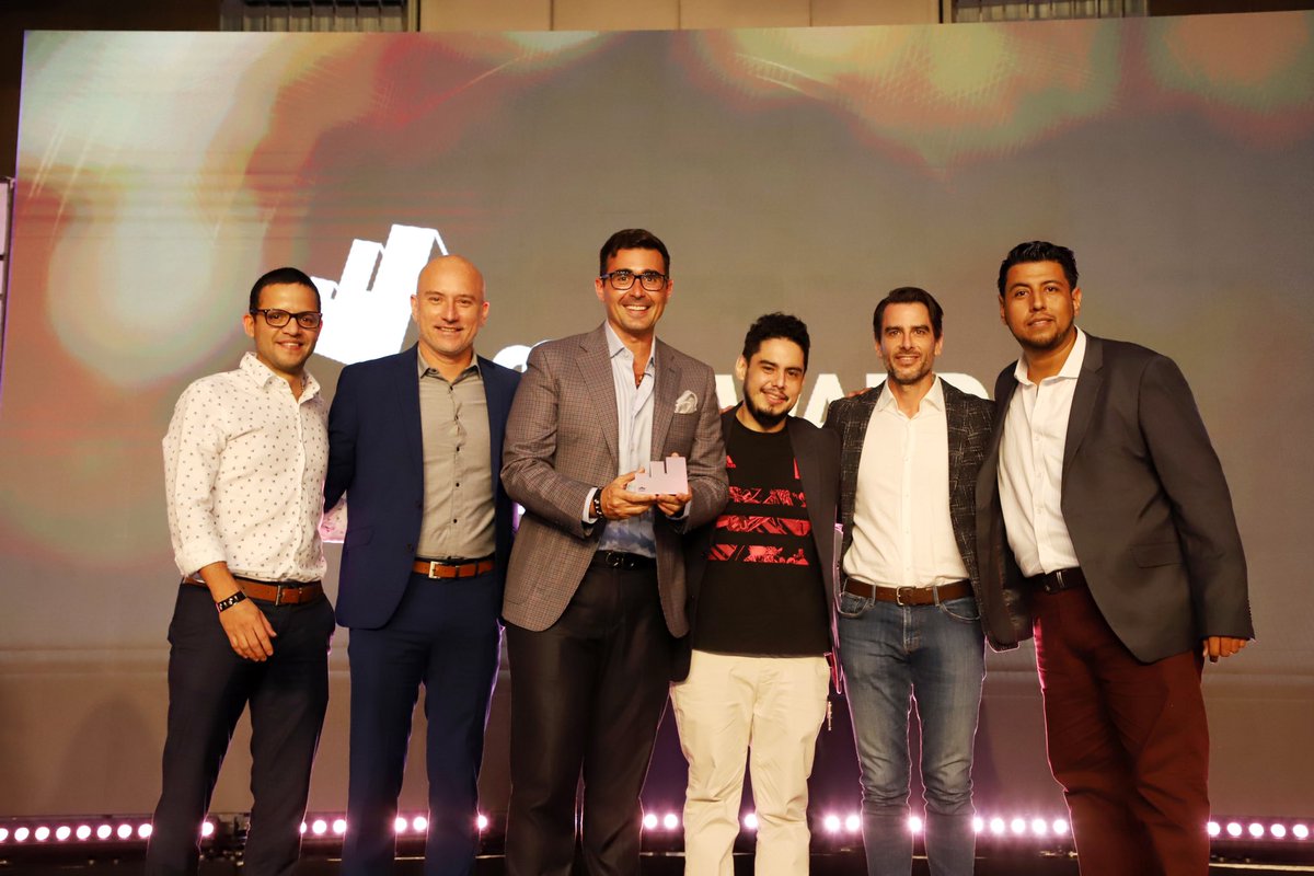 Effie_Ecuador's tweet photo. Ganador Effie Bronce 2021
Categoría: Gobierno/Institucional 
Marca: Municipio de Guayaquil
Campaña: El encuentro de los libertadores 
Cliente: Muy Ilustre Municipio de Guayaquil
Agencia: Levector y WMG EC https://t.co/6ek5Zwegn5