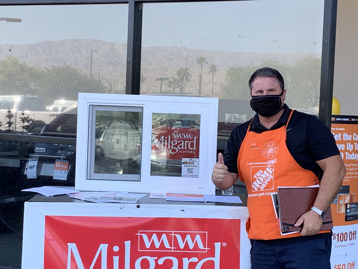 WayneCorcoran19's tweet photo. Rocking our window and door event at the Rancho Mirage store!! Big Event!!! https://t.co/ZlYEebIO9b