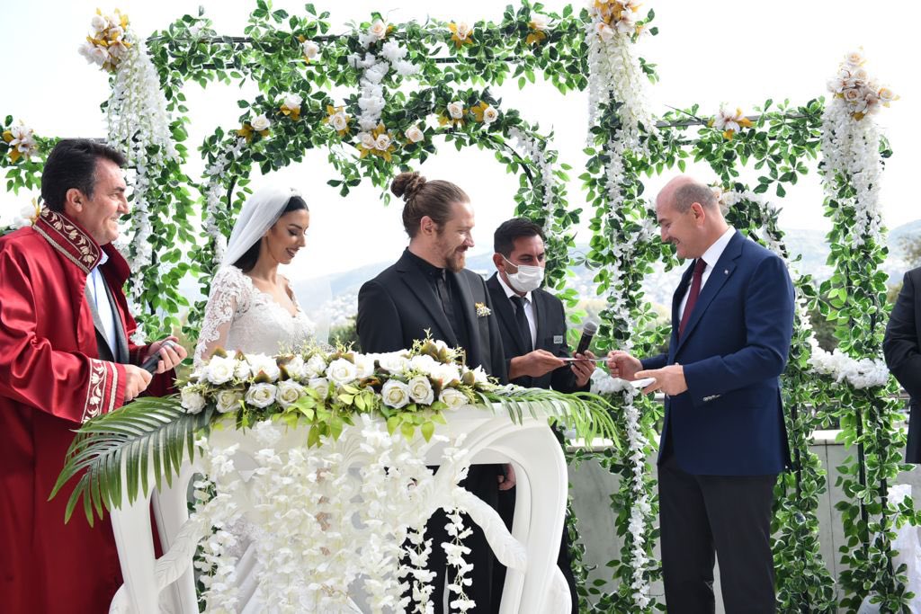 Alinur Aktaş