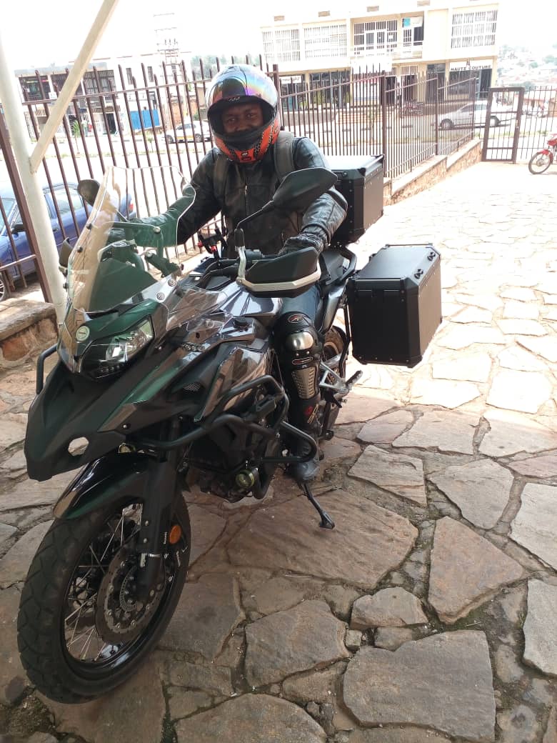 BenelliRwanda's tweet photo. #RwOT Kigalian are Enjoying TRK502X free  Ride. 
Amazing machine to Ride on when you are on  #VisitRwanda

Do you have a valid Driving licence category A  and you are above 80Kg??  come and have a Test Ride.  
@PascalTechRw https://t.co/6bOJ9cy58B