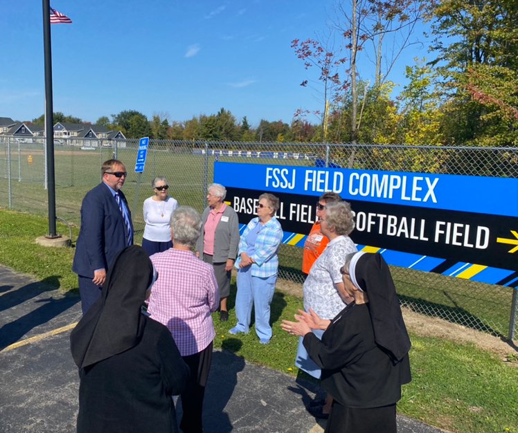 Hilbert College tweet media