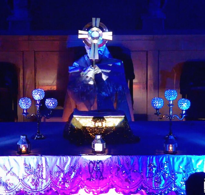 TheEncounterNYC's tweet photo. “They (saints) remind us that holiness can blossom even in our lives, however weak and marked by sin.”
-pope Francis 
—-
#theencounternyc https://t.co/sIjnnOKYbo